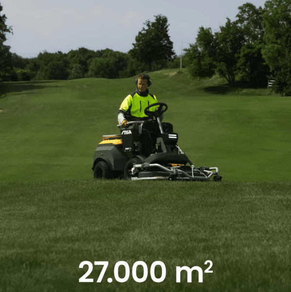 NYHET! STIGA ePark PRO batteridrevet frontrider